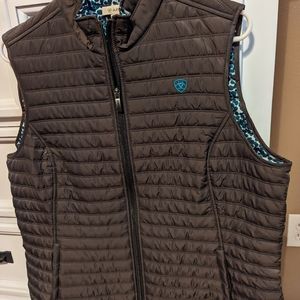 Women's Ariat Lightweight puffer vest